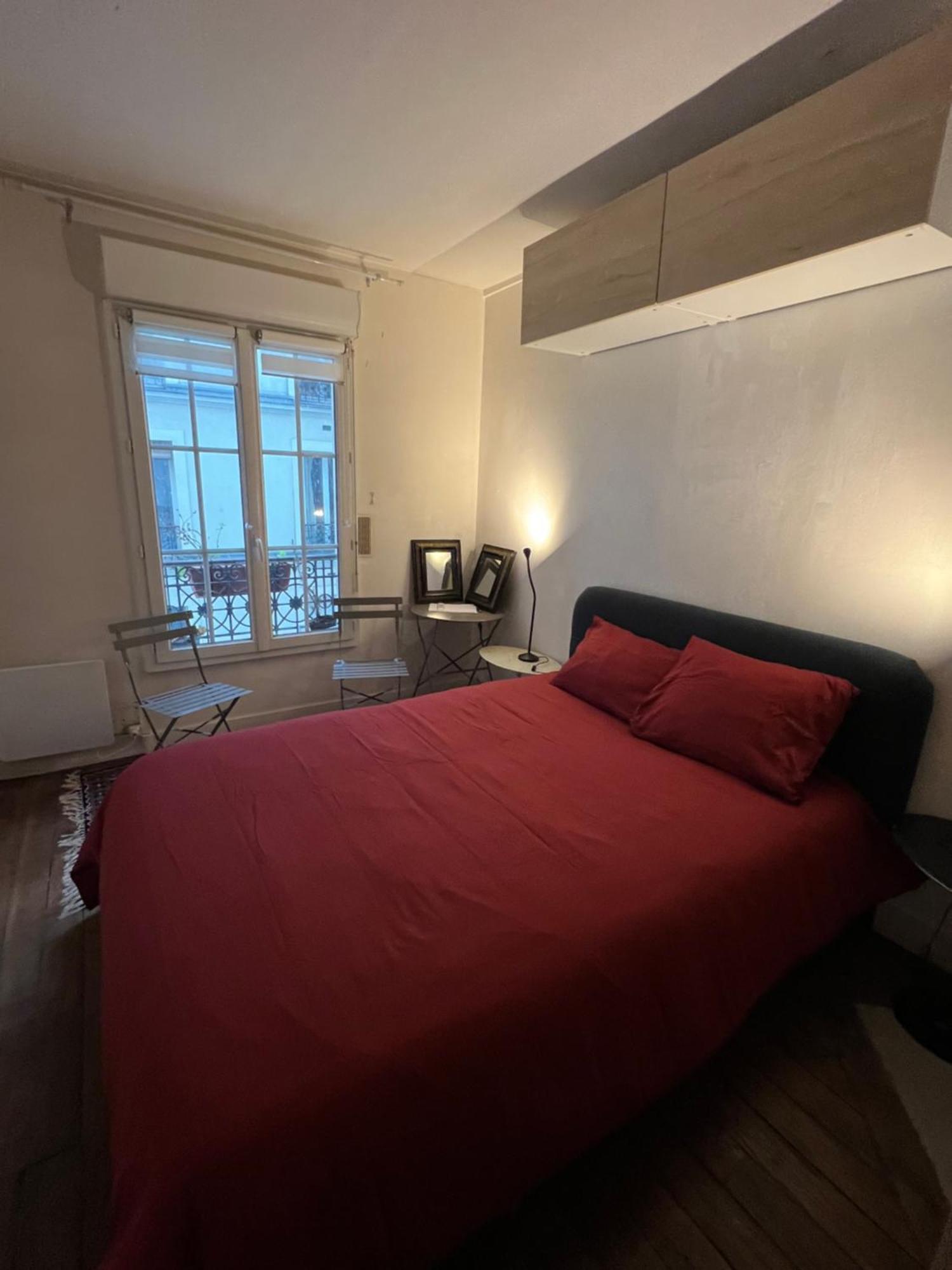 Апартаменты Montmartre Joli 2 Pieces Au Pied Du Sacre Coeur Париж Экстерьер фото